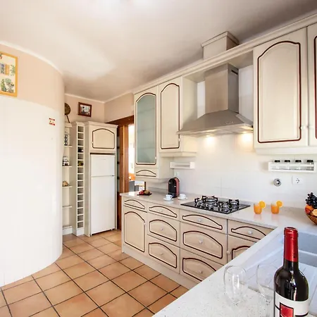 Holiday Home In Carvoeiro With Private Pool Carvoeiro (Lagoa)